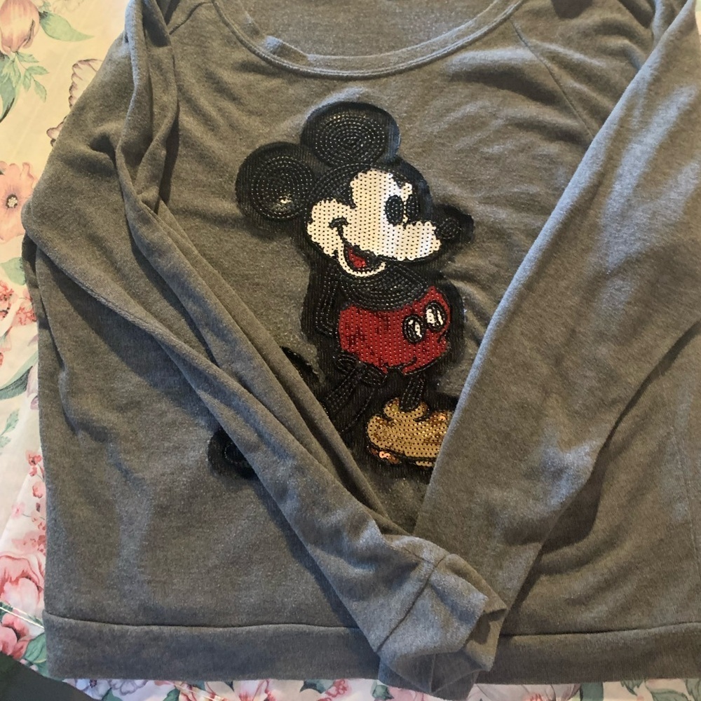 Disney Gray Women’s Long Sleeve Sweatshirt Size X-Larfe